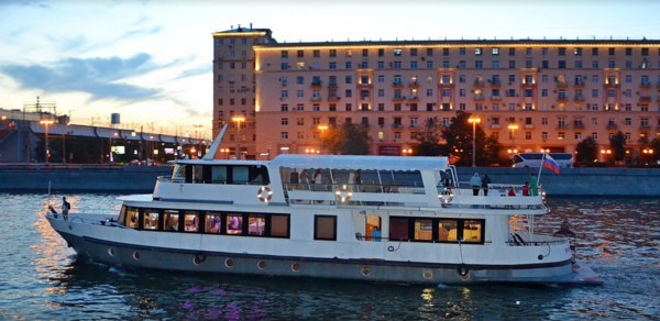 Теплоход для различных мероприятий