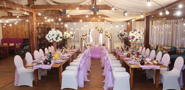 Банкетный зал в загородном комплексе "Сойкино"