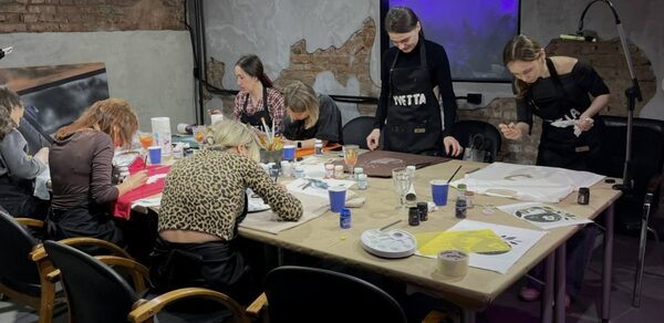 Cat Factory (Фабрика кэт). Лофт-пространство с дизайнерскими окнами