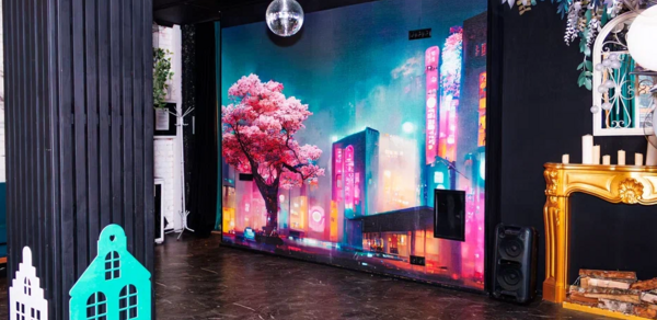 Филиал Квест Центра. Лофт с камином и паетками