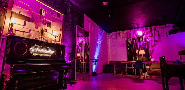 Bauman Space. Лофт Хайдаут