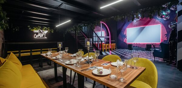 Оушен Драйв. Двухуровневый лофт в стиле диско