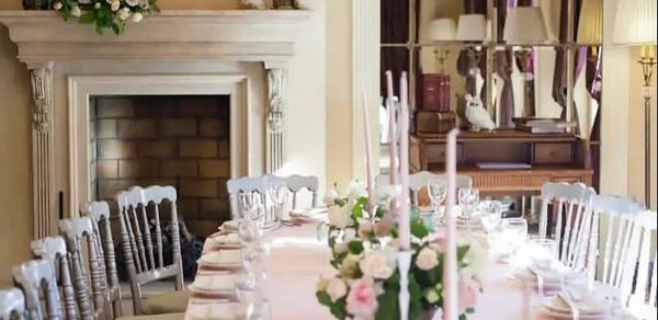 Садовое кольцо. Светлый банкетный зал при отеле