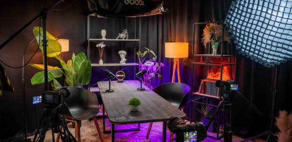 Студия записи подкастов, видео-уроков, коротких роликов 