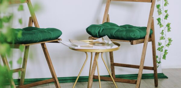 Encanto Studio. Светлая студия с балконом