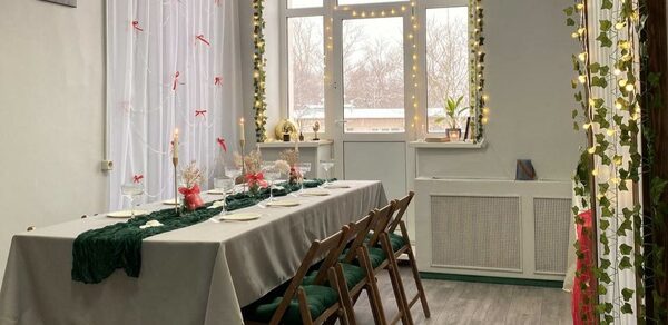 Encanto Studio. Светлая студия с балконом