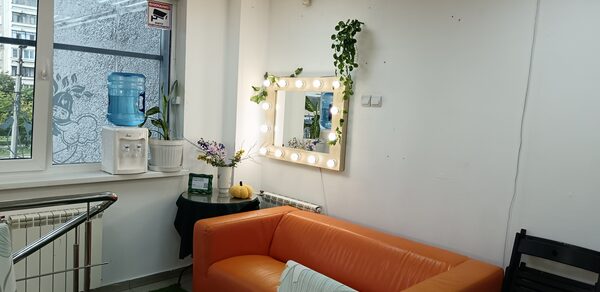 Уютный лофт-зал для мероприятий