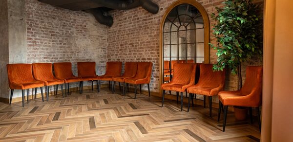 Банкетный зал Угли на втором этаже