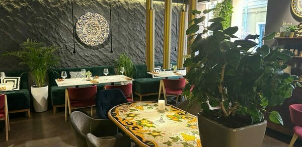 Аmo. Большой банкетный зал в итальянском ресторане