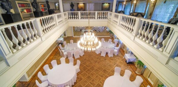 Гусятникоff. Банкетный зал в стиле усадьбы 18 века