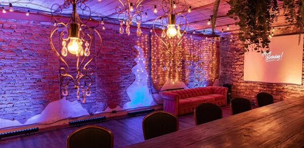 Зал Нью-йорк. Лофт в индустриальном стиле