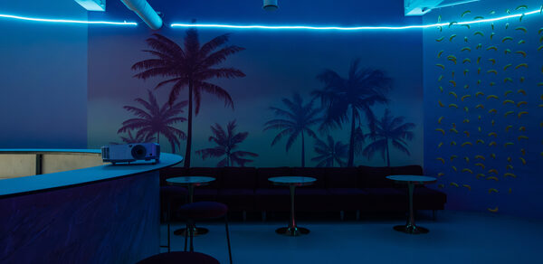 Фламинго. Розовый лофт-зал для мероприятий