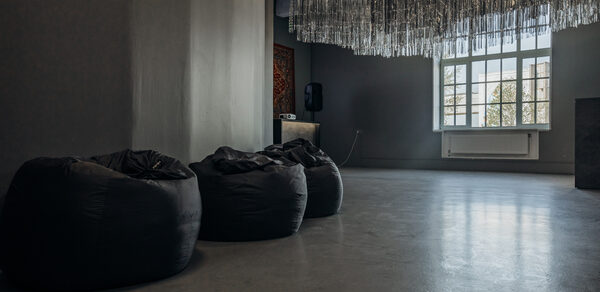 Грей. Лофт со строгим дизайном