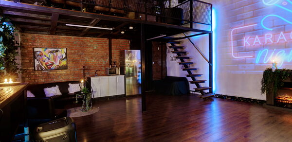 Лофт Зеркальный