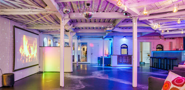 Лофт с террасой на территории Измайловского Вернисажа