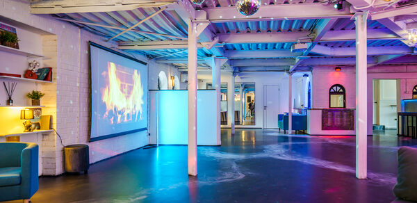 Лофт с террасой на территории Измайловского Вернисажа