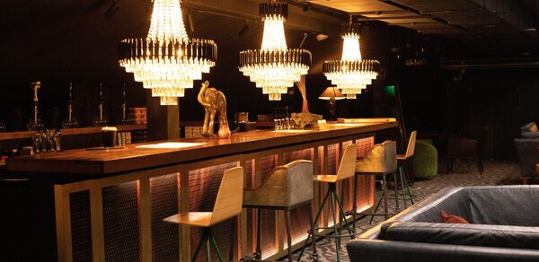 Парадная. Пространство на мансардном этаже