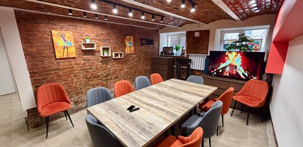 Цоколь 14. Комфортный кирпичный лофт