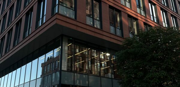 Demi. Банкетный зал с панорамными окнами