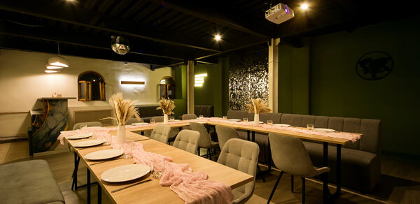 Maybe Loft(Может быть Лофт). Зал Olive(Оливка)