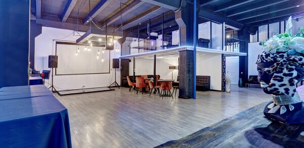 Loft Prostranstvo Huge