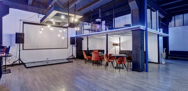 Loft Prostranstvo Huge