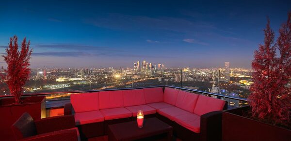 SINKLIT³⁸ Просторный пентхаус с террасой