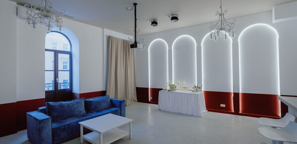 Стильная площадка Суворов холл