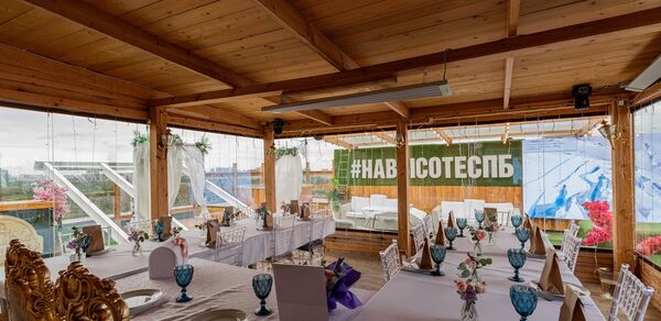 На высоте. Банкетный зал с сауной на крыше