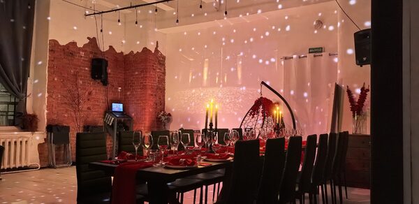 Red Loft. Стильный лофт в красных тонах