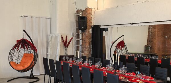 Red Loft. Стильный лофт в красных тонах