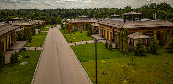 Sunrise Village (Санрайз Вилладж)