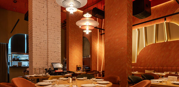 Alare банкетный зал с теплой атмосферой