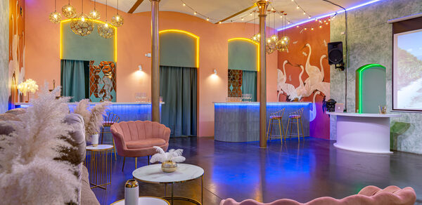 Лофт Мемфис. Зал в итальянском стиле