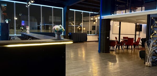 White BOX. Лофт с элегантным дизайном