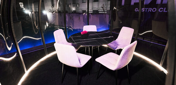 Гримёрка. Купол на крыше