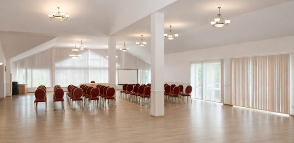 Фореста.  Зал «Прага» в Прохорово