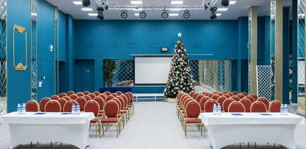 Фореста. Зал «Emerald Hall»(Изумрудный зал) в Прохорово