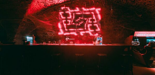 Ангар. Клуб с качественным звуком и светом