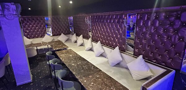 Двухуровневый VERO_LOFT «все включено» с караоке и диджеем