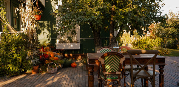 Leona Event(Леона Эвент). Пространство на открытом воздухе