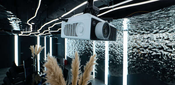 Лига Миров: Фалкон