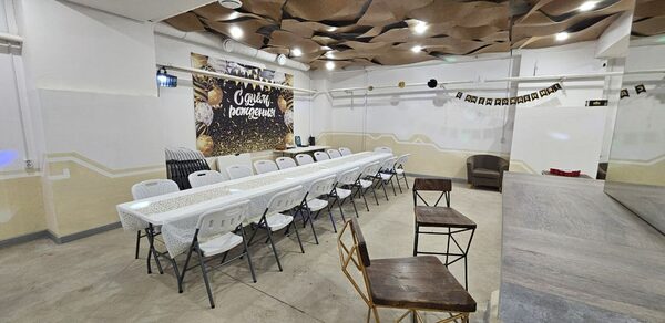 Караоке-лофт с бильярдом