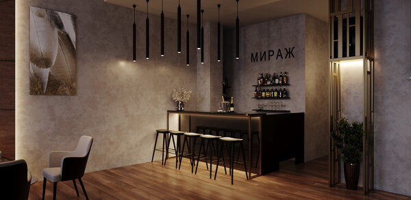 Лофт Мираж. Барное пространство с барной стойкой и высокими стульями на деревянном полу. Стены светло-серые, украшены картиной. Потолочные подвесные светильники. На стене надпись «МИРАЖ». На полках за стойкой бутылки и бокалы. Рядом одно кресло и растение.