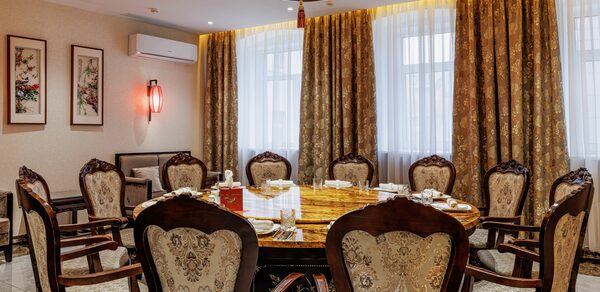 Ресторан J.Z.Peking Duck (J.Z. Утка по-пекински) 
