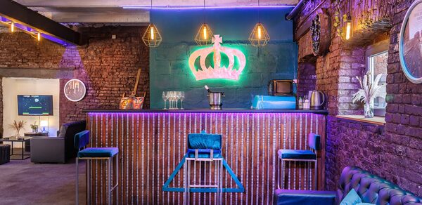 Исторический лофт эпохи Российской Империи с летней верандой