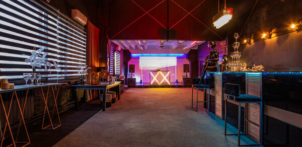 Панорамный лофт с выходом на крышу