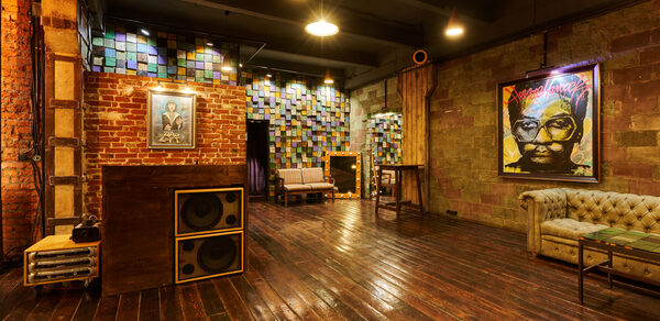 Стильный лофт с верандой