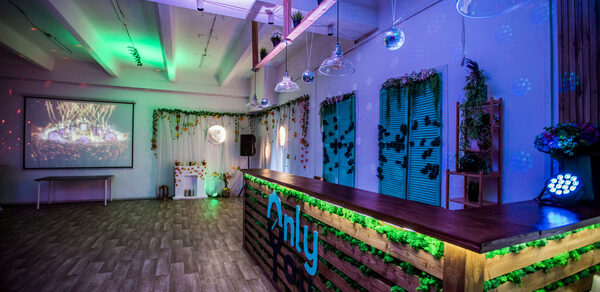 Only You. Белый лофт с верандой