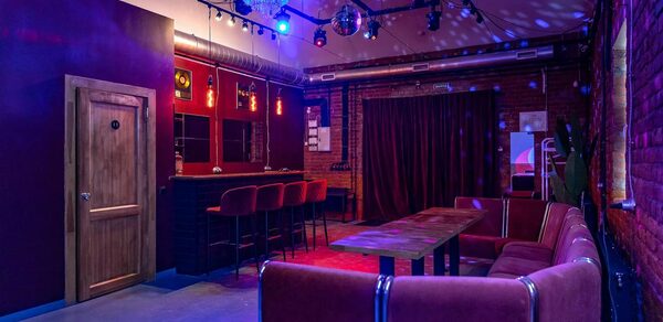 Стильный лофт для вечеринок и корпоративов